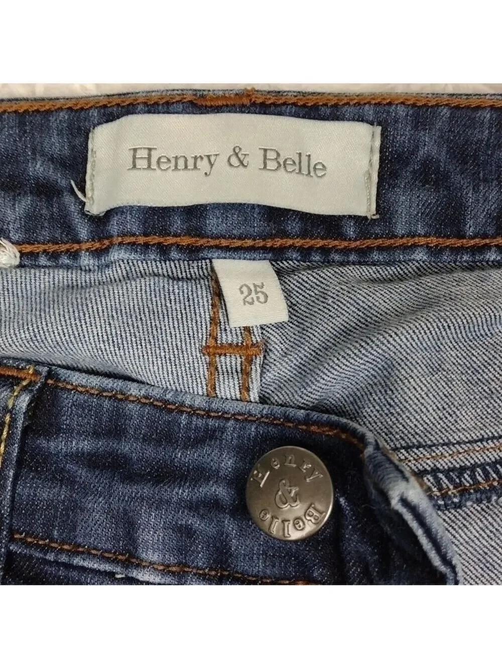 𝅺Henry & Belle Women's Blue Dark Wash Mid Rise Zip Up Signature Boot Cut Jeans
